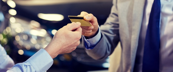 クレジットカードのリボ払いってなに?