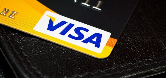 VISAというのは決済機能を提供している国際ブランドの名称の事で、特定のクレジットカードを指すわけではありません。　サルでも分かるおすすめクレジットカードオリジナル画像